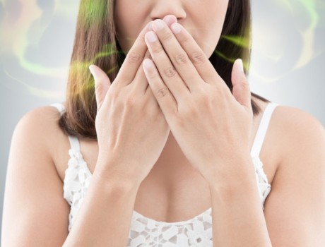 Management of bad breath deposits on teeth